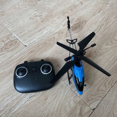 Hoogtebehoud Helikopter afstandsbediening 15M HUGTEC 402-C Links-rechts draaien Helikopter vooruit-achterwaarts vliegend speelgoed