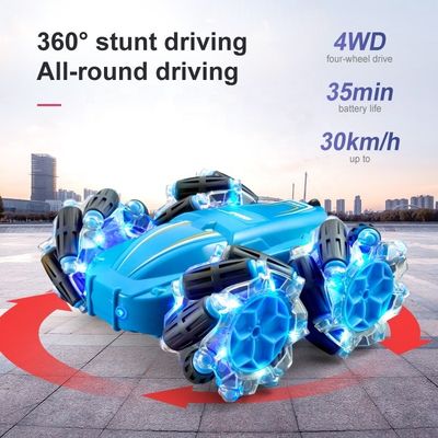 M4 Vierwielaandrijving Charge Light Float Racing Car Kinderspeelgoed Afstandsbediening Auto's 1 20 Scale Charging Time 50MIN
